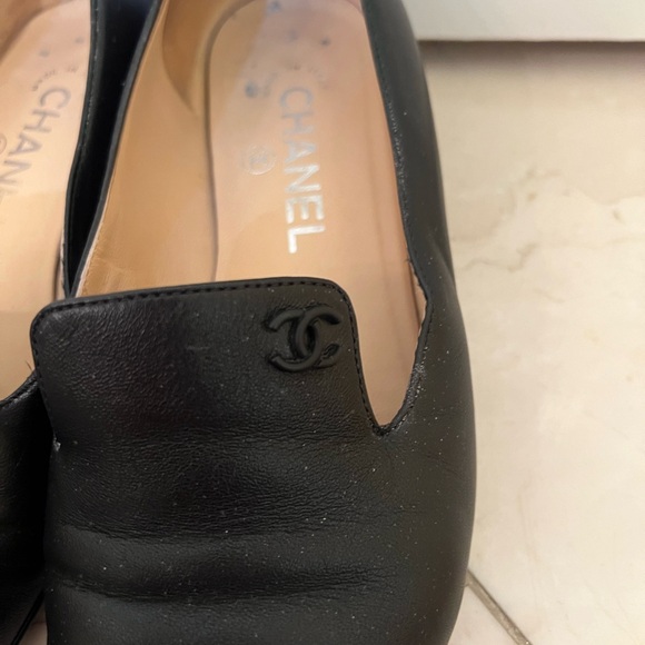 Chanel point toe flats - Picture 2 of 6